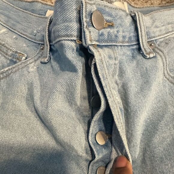 Universal Thread Mid Rise 90’s Baggy Jean Shorts 14 - Picture 4 of 7